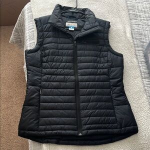 Women's Black Puffer Vest
